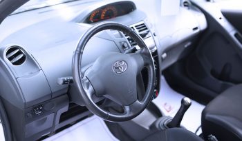 TOYOTA NEW VITZ 2010 MECANICO lleno