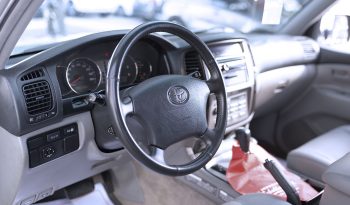 TOYOTA LAND CRUISER 2010 PLATA lleno
