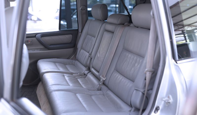 TOYOTA LAND CRUISER 2010 PLATA lleno